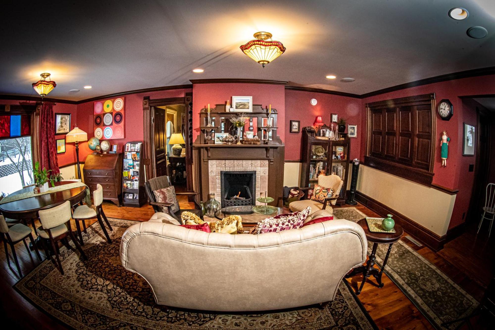 ساوغاتوك Twin Oaks Inn المظهر الخارجي الصورة