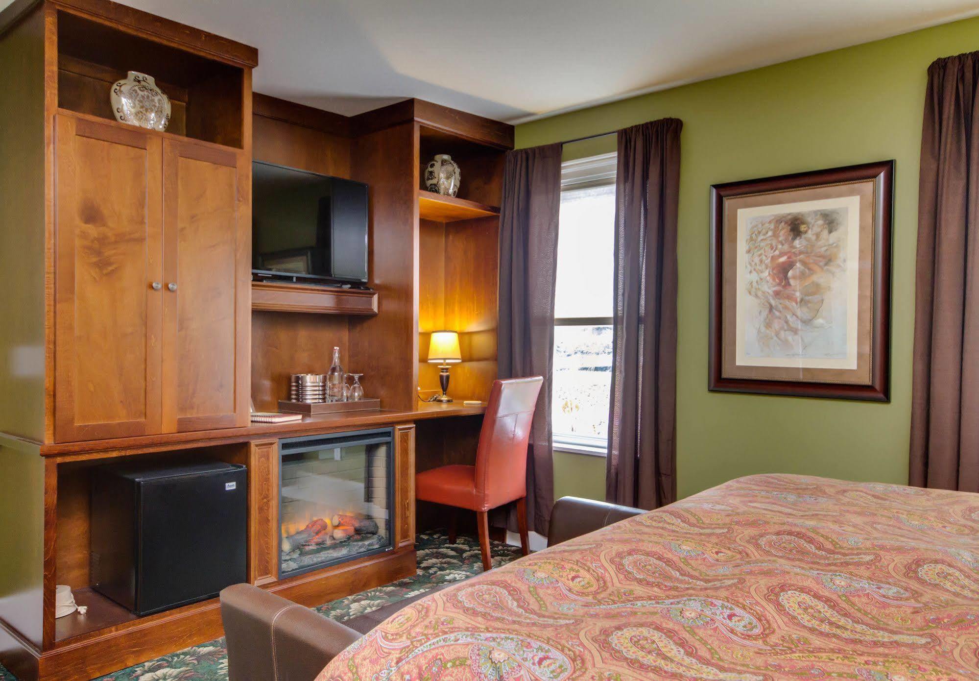 ساوغاتوك Twin Oaks Inn المظهر الخارجي الصورة
